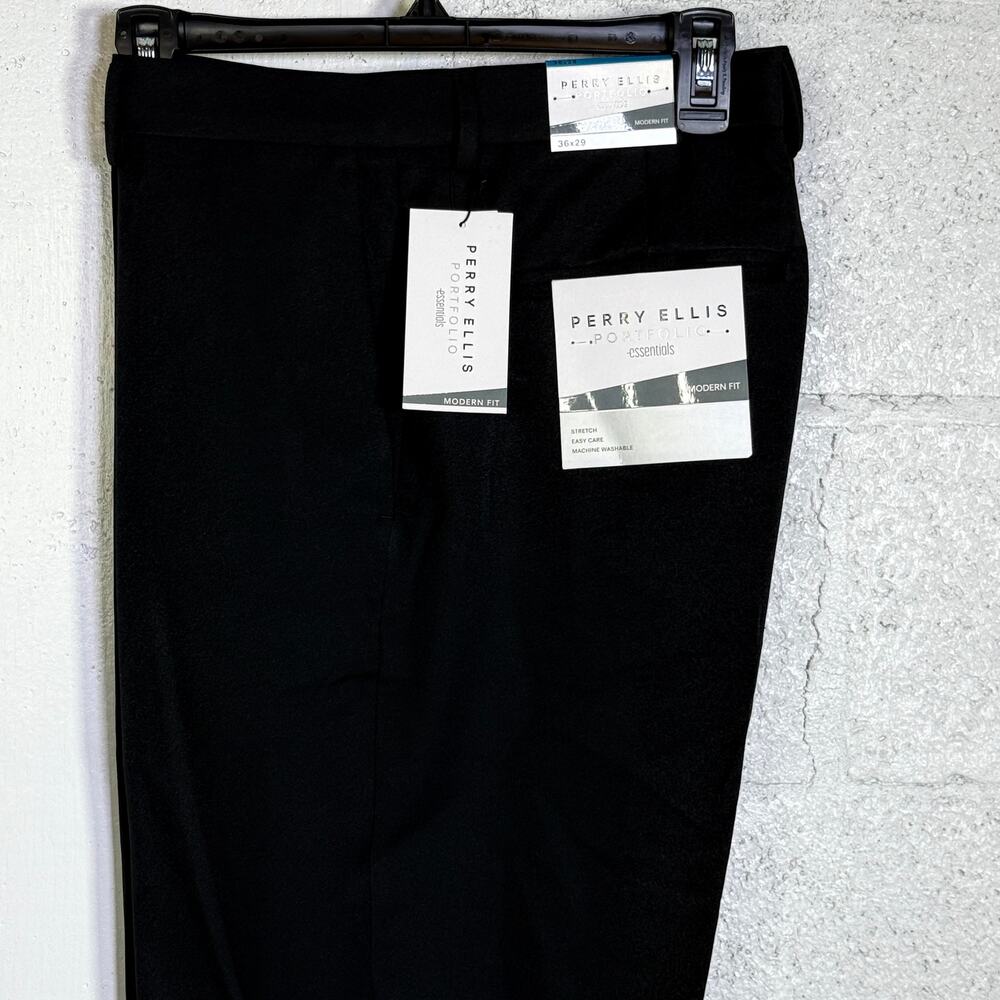 Perry Ellis Portfolio Men's Modern-Fit Twill Pants - black 36x29 $95